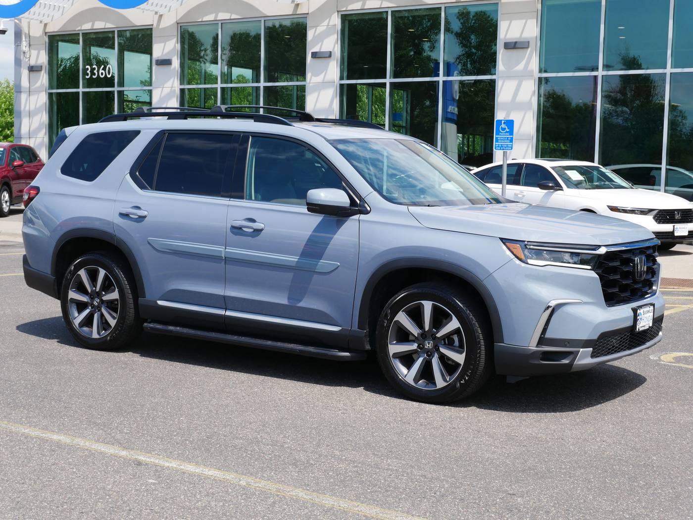 2025 Honda Pilot Touring — SUV — 30,276 mi — White Bear Lake, MN