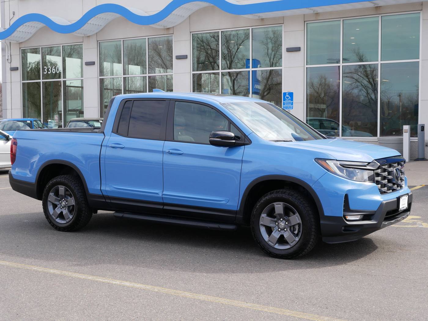 2025 Honda Ridgeline TrailSport — Pickup Truck — 4,456 mi — White Bear Lake, MN