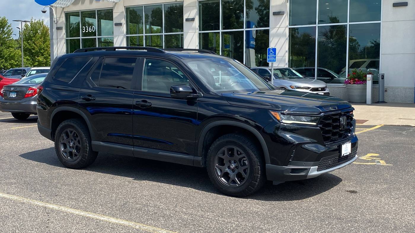 2025 Honda Pilot TrailSport — SUV — 17,366 mi — White Bear Lake, MN