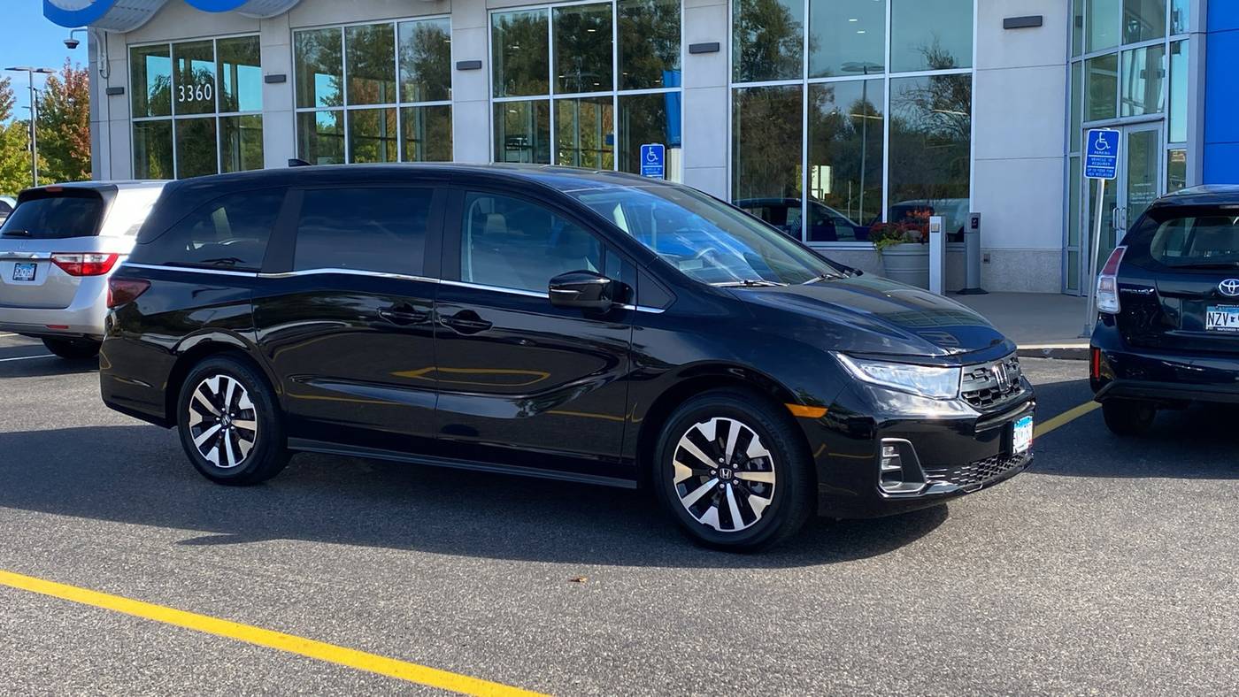 2025 Honda Odyssey EX-L — Minivan — 6 mi — White Bear Lake, MN