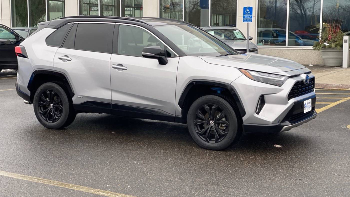 2022 Toyota RAV4 Hybrid XSE — SUV — 52,381 mi — White Bear Lake, MN