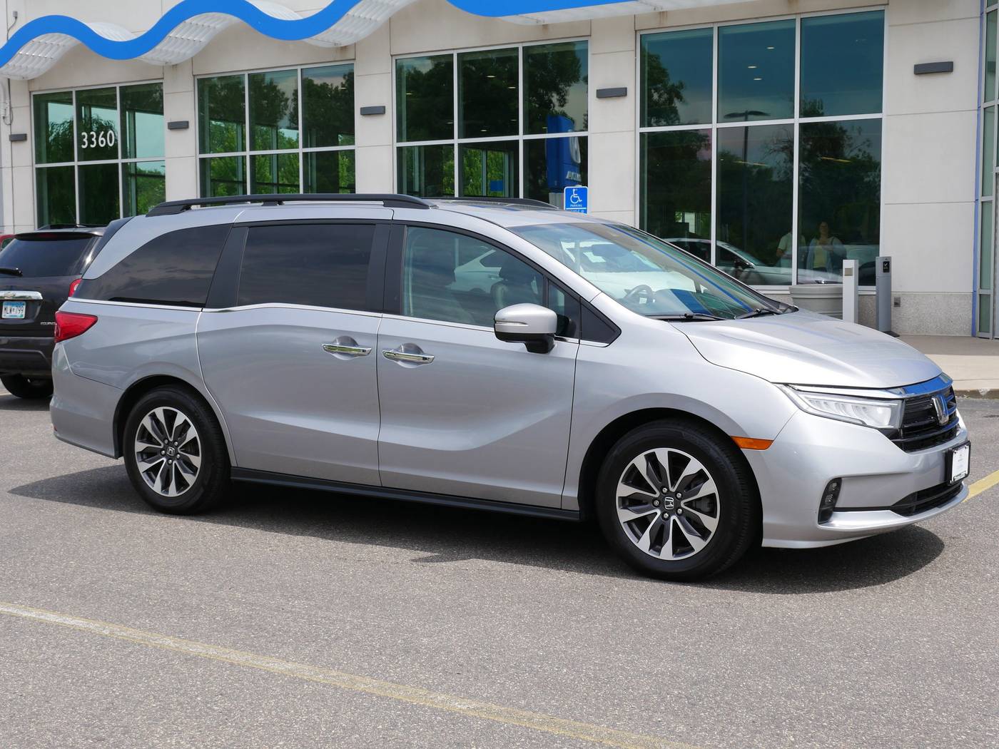 2022 Honda Odyssey EX-L — Minivan — 6,453 mi — White Bear Lake, MN