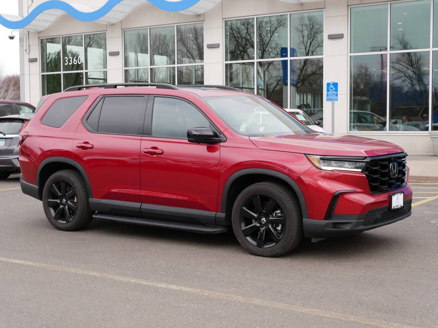 2025 Honda Pilot Black Edition — SUV — 12,808 mi — White Bear Lake, MN