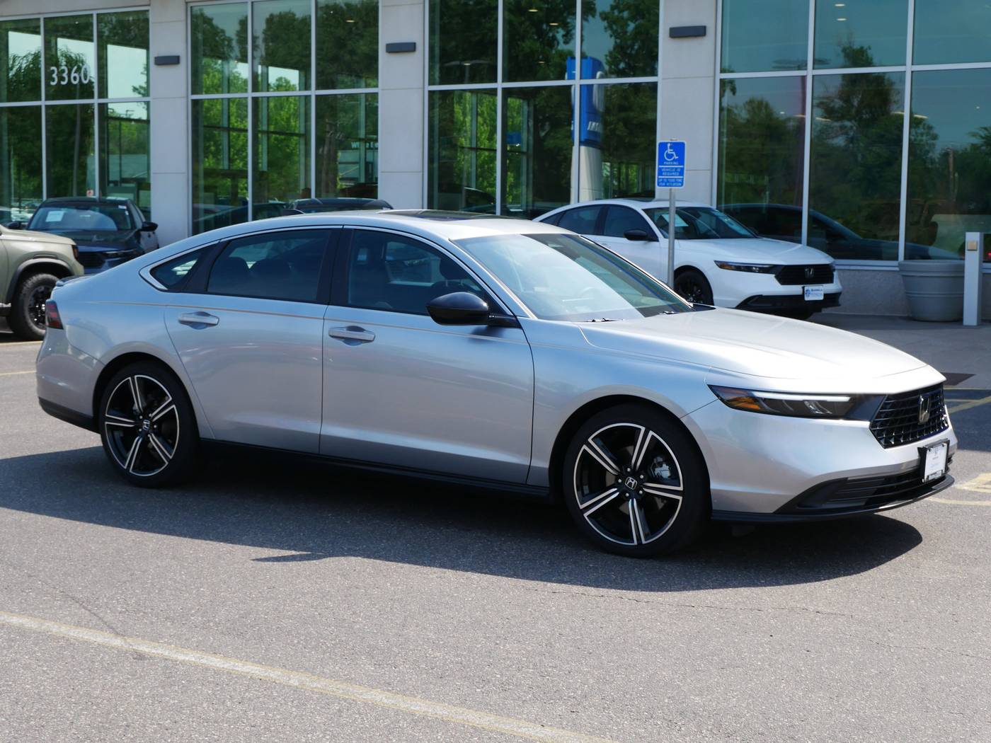2025 Honda Accord Hybrid Sport — Sedan — 5,177 mi — White Bear Lake, MN