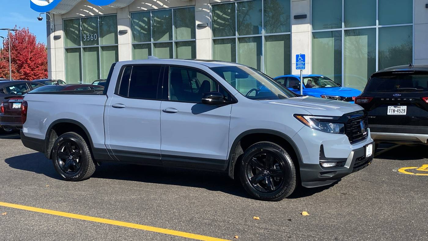 2023 Honda Ridgeline Black Edition — Pickup Truck — 30,377 mi — White Bear Lake, MN