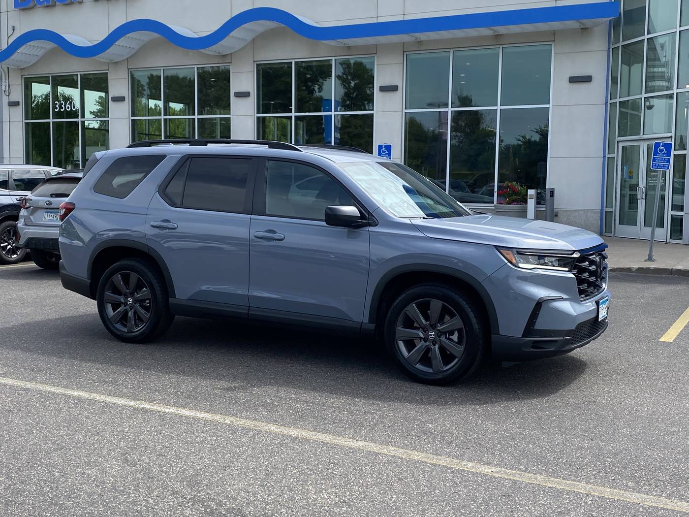 2025 Honda Pilot Sport — SUV — 6 mi — White Bear Lake, MN