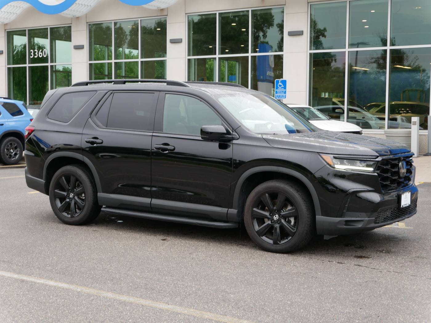 2025 Honda Pilot Black Edition — SUV — 18,414 mi — White Bear Lake, MN