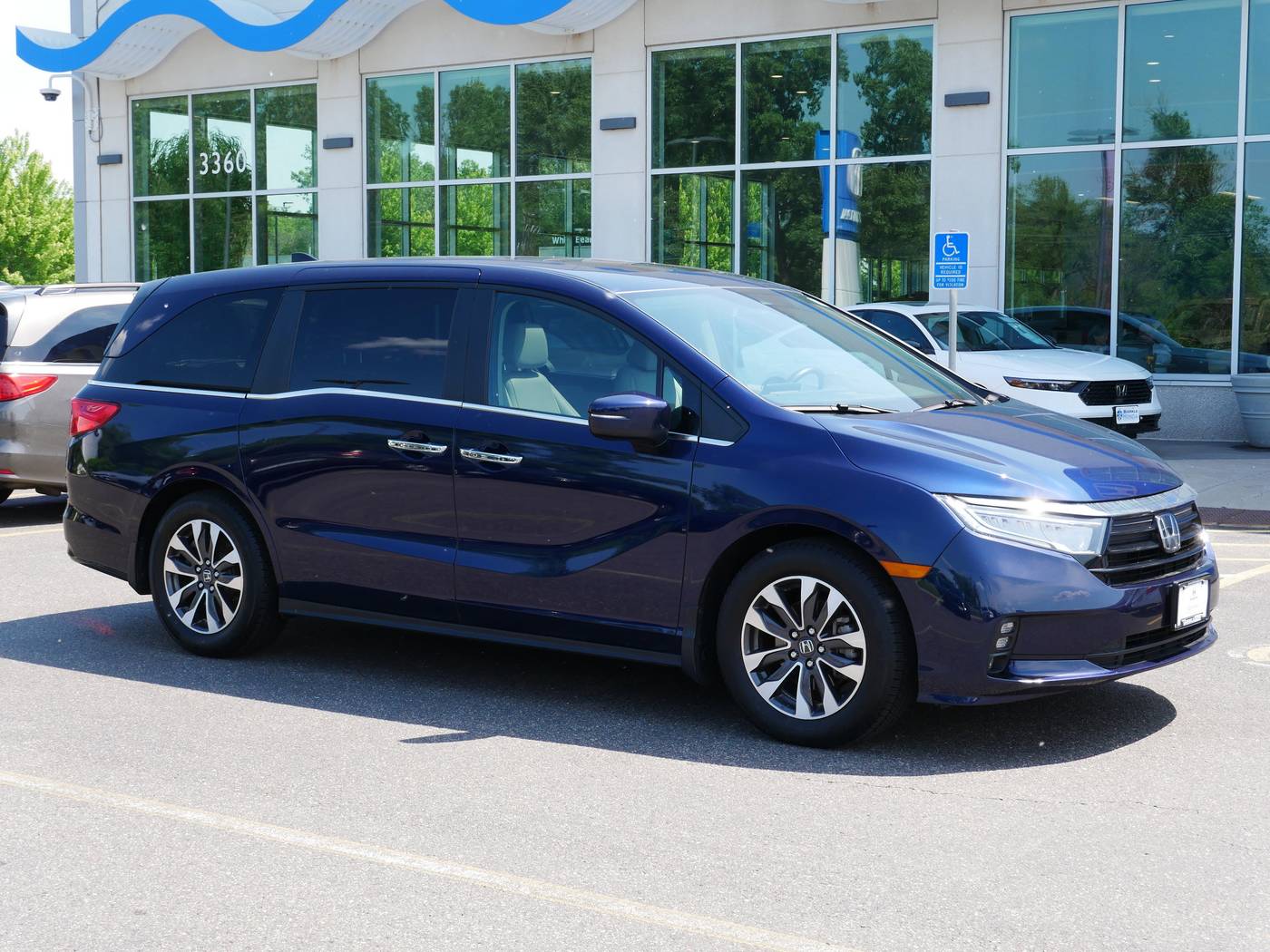 2022 Honda Odyssey EX-L — Minivan — 49,206 mi — White Bear Lake, MN