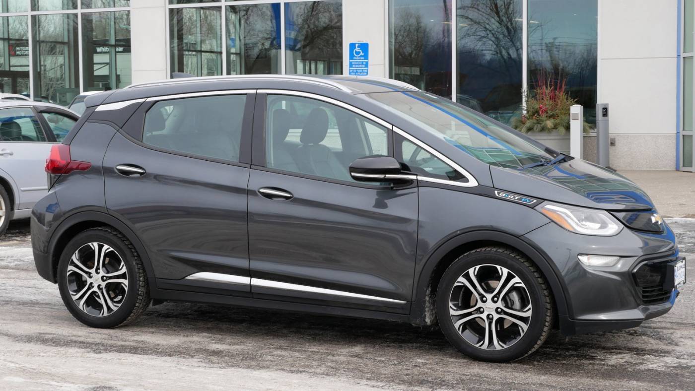 2017 Chevrolet Bolt EV Premier — Hatchback — 98,794 mi — White Bear Lake, MN