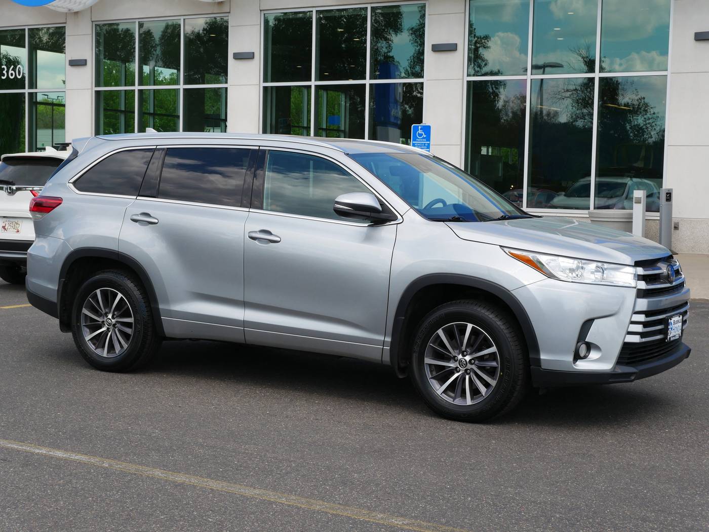 2018 Toyota Highlander XLE — SUV — 62,378 mi — White Bear Lake, MN