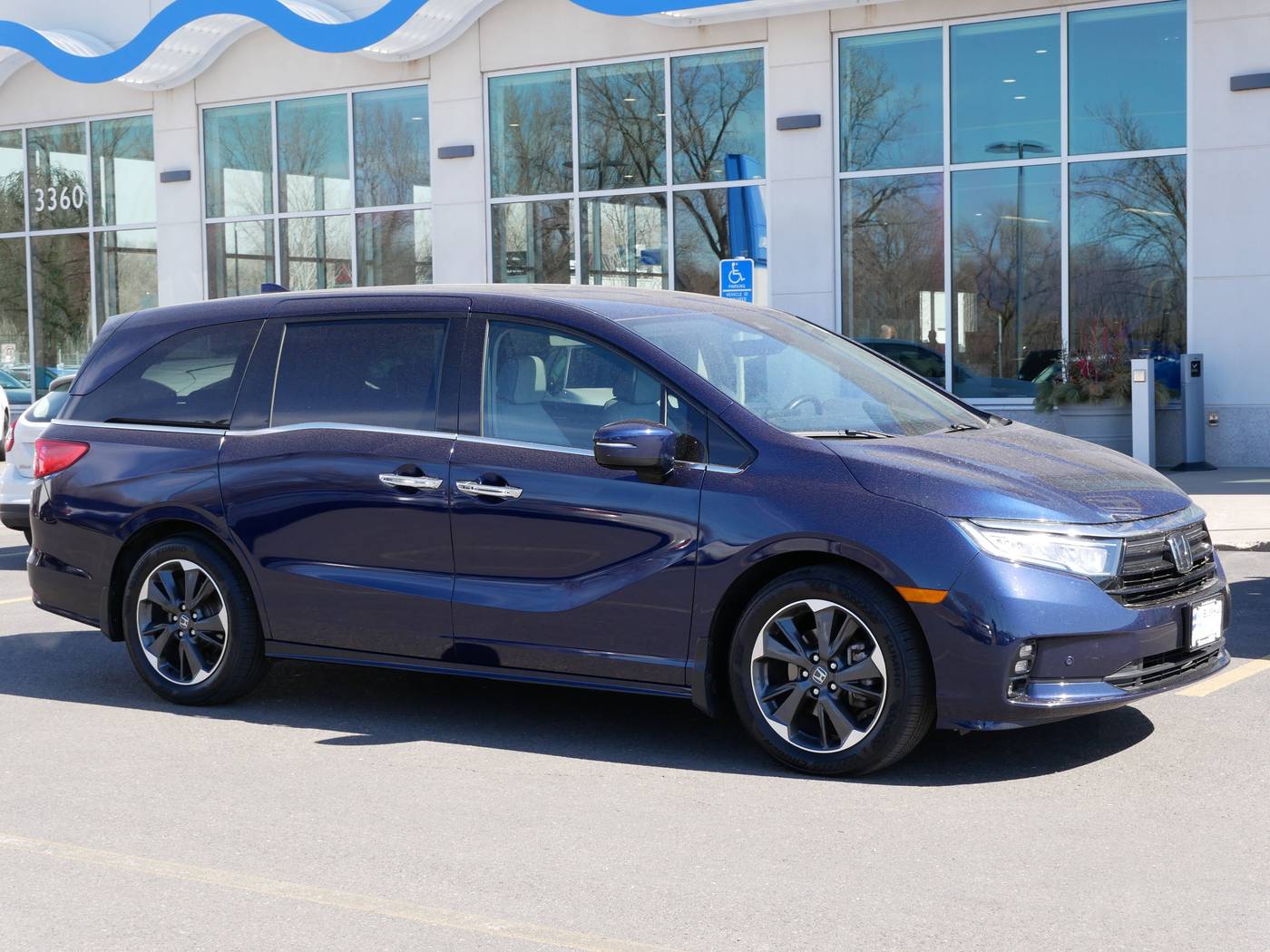 2023 Honda Odyssey Elite — Minivan — 48,683 mi — White Bear Lake, MN