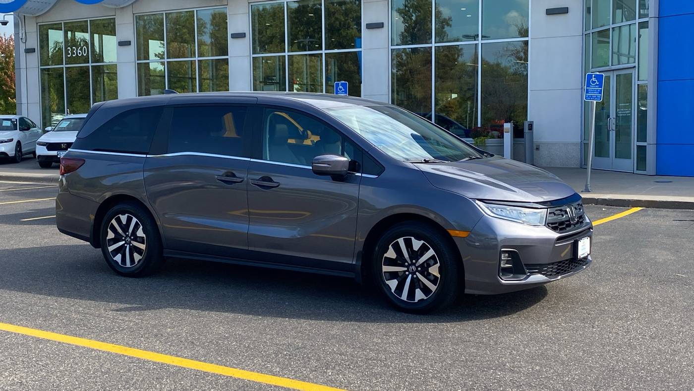 2025 Honda Odyssey EX-L — Minivan — 16,932 mi — White Bear Lake, MN