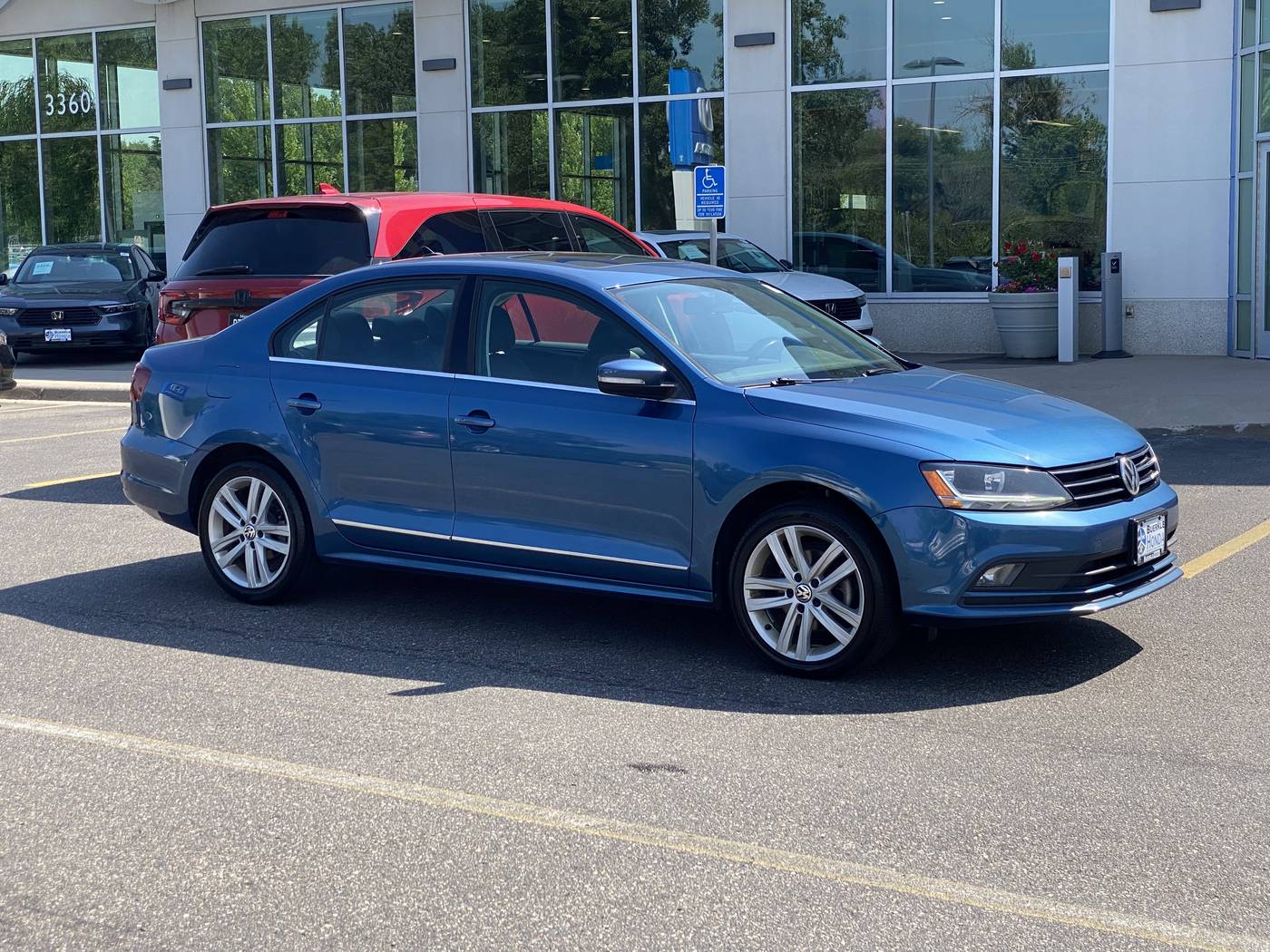 2017 Volkswagen Jetta 1.8T SEL — Sedan — 122,121 mi — White Bear Lake, MN
