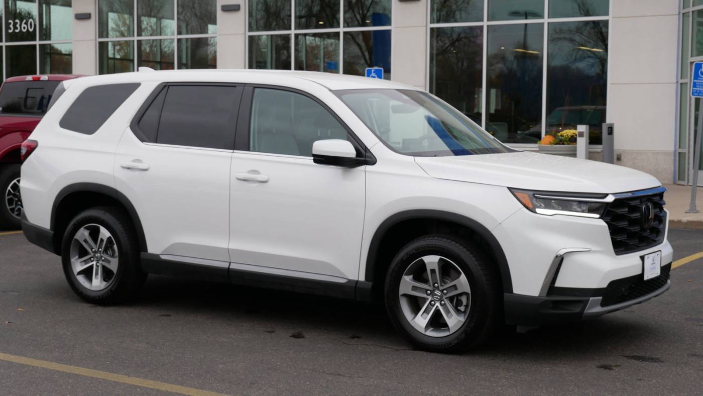 2024 Honda Pilot EX-L 8 Passenger — SUV — 1,138 mi — White Bear Lake, MN
