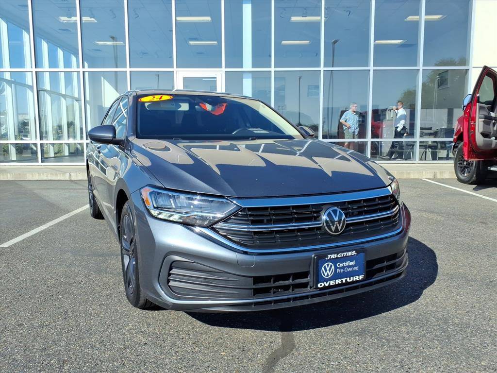 2024 Volkswagen Jetta SE — Sedan — 18,136 mi — Kennewick, WA