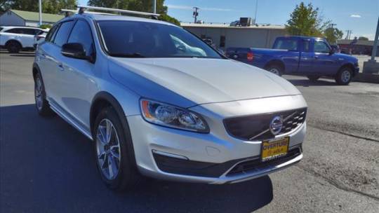2018 Volvo V60 Cross Country T5 — Wagon — 91,637 mi — Kennewick, WA
