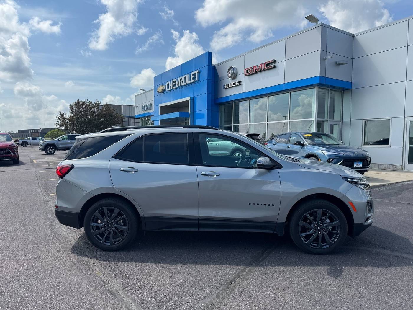 2024 Chevrolet Equinox RS — SUV — 22,919 mi — Luverne, MN