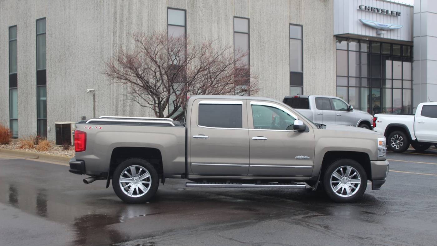 2017 Chevrolet Silverado 1500 High Country — Pickup Truck — 99,110 mi — Luverne, MN
