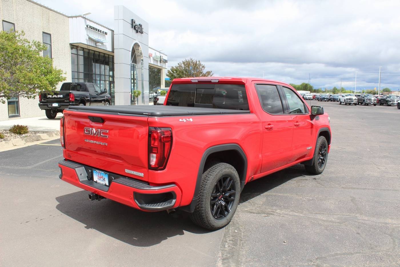 2020 GMC Sierra 1500 Elevation — Pickup Truck — 85,234 mi — Luverne, MN