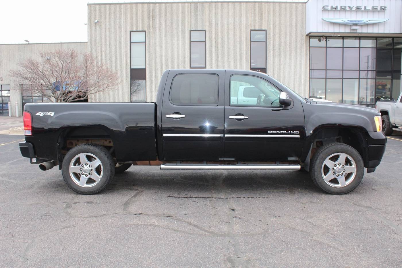 2013 GMC Sierra 2500HD Denali — Pickup Truck — 154,687 mi — Luverne, MN