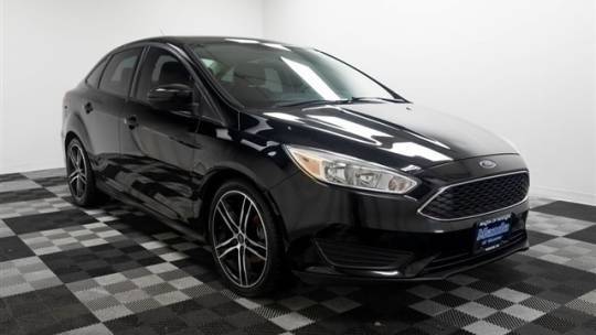 2017 Ford Focus SE — Sedan — 102,422 mi — Wooster, OH