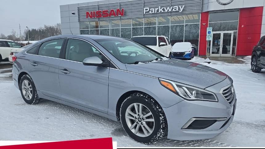 2016 Hyundai Sonata SE — Sedan — 146,276 mi — Dover, OH