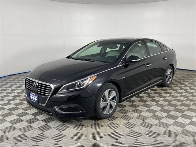 2017 Hyundai Sonata Hybrid Limited — Sedan — 41,028 mi — Bremerton, WA