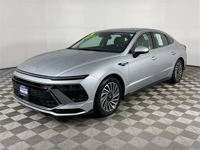 2024 Hyundai Sonata Hybrid SEL — Sedan — 4,710 mi — Bremerton, WA