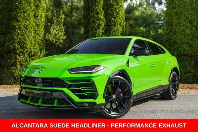 2021 Lamborghini Urus Standard