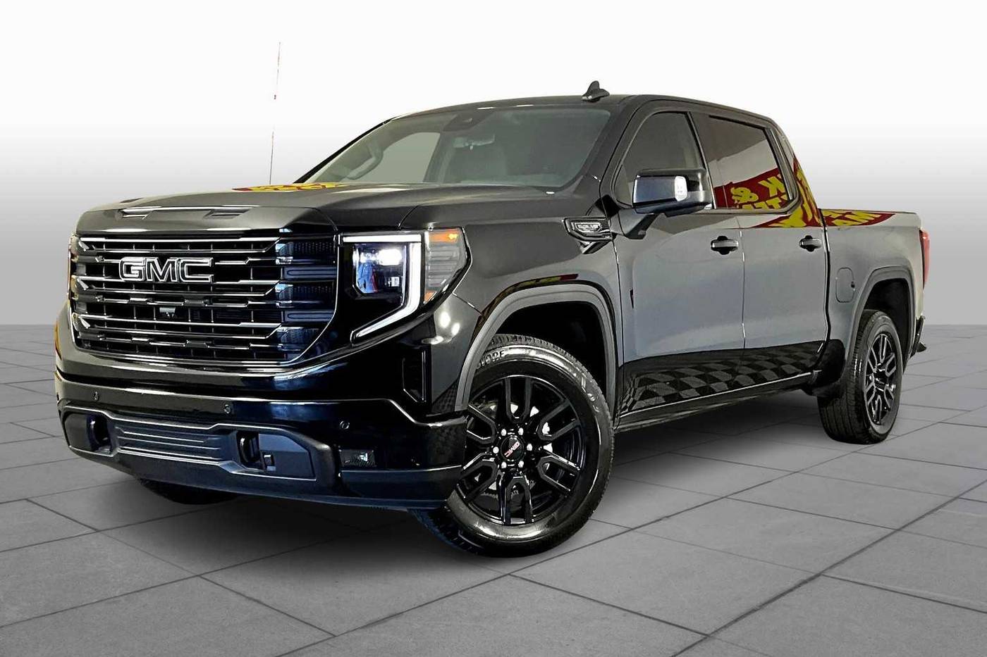 2024 GMC Sierra 1500 Elevation — Pickup Truck — 15,120 mi — Houston, TX