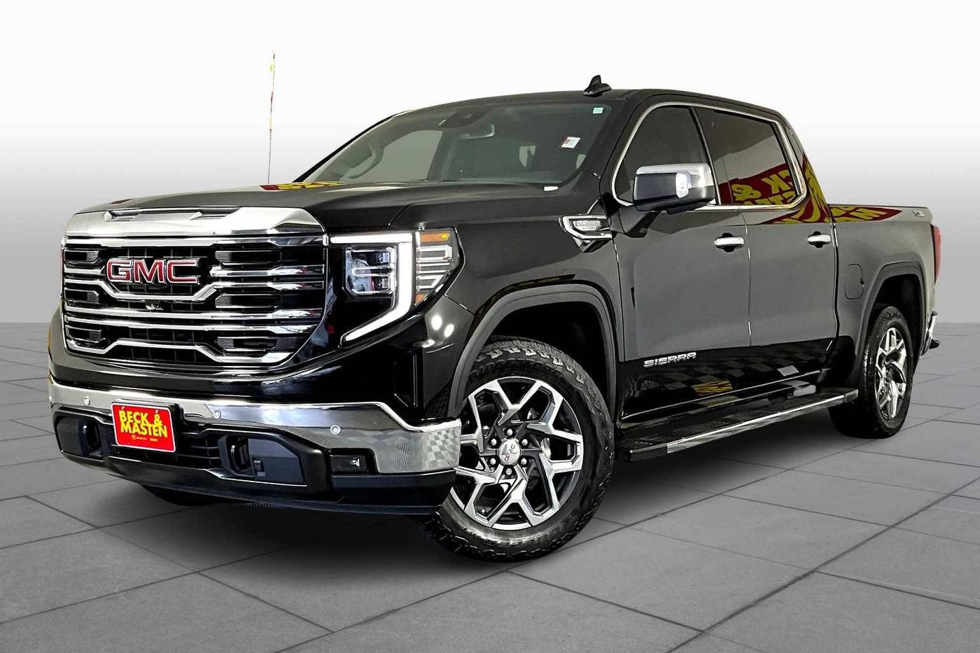 2022 GMC Sierra 1500 SLT — Pickup Truck — 55,774 mi — Houston, TX