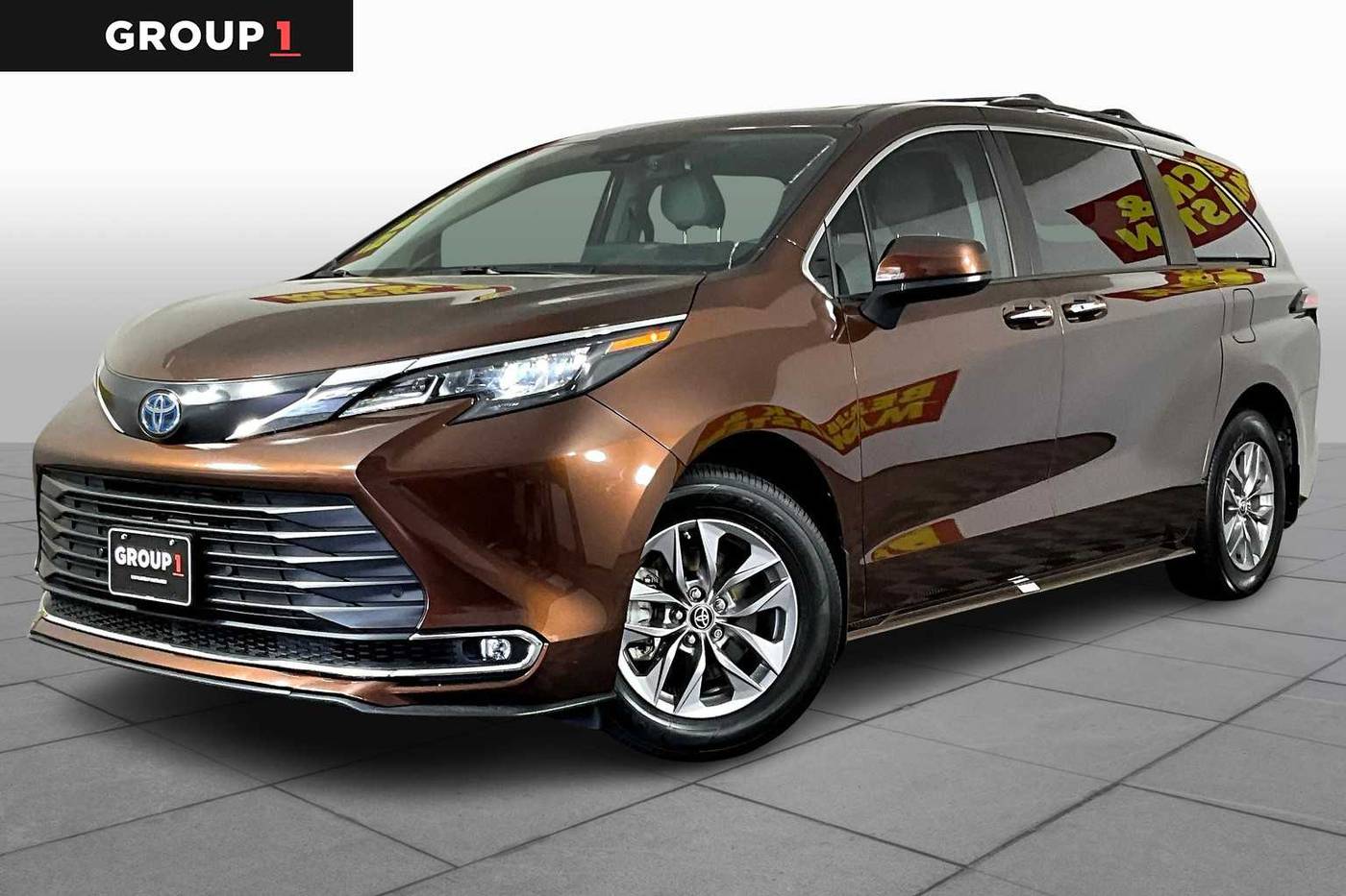2024 Toyota Sienna XLE — Minivan — 31,158 mi — Houston, TX