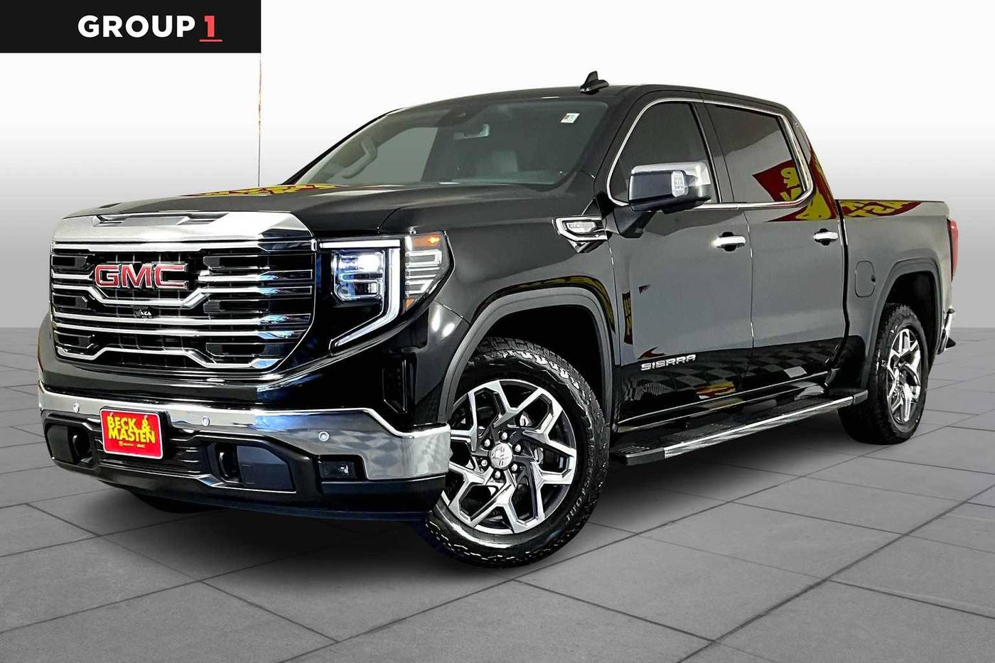 2025 GMC Sierra 1500 SLT — Pickup Truck — 20,683 mi — Houston, TX