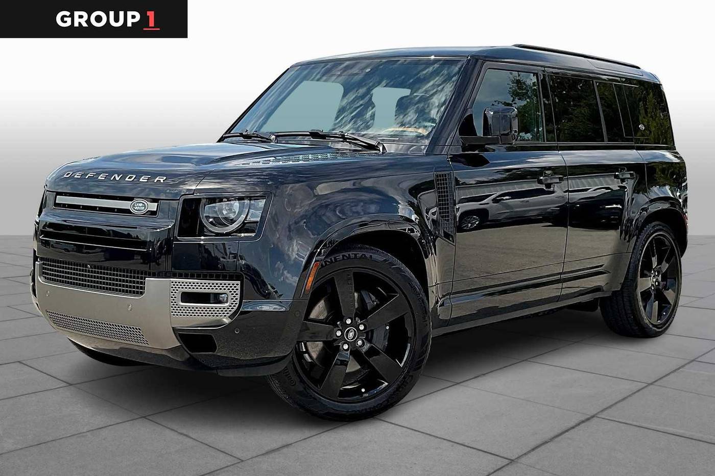 2024 Land Rover Defender X-Dynamic SE — SUV — 22,657 mi — Houston, TX