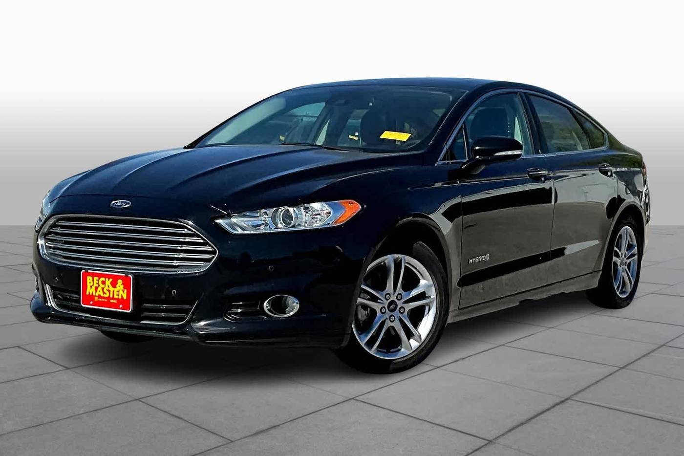 2016 Ford Fusion Hybrid Titanium — Sedan — 189,379 mi — Houston, TX