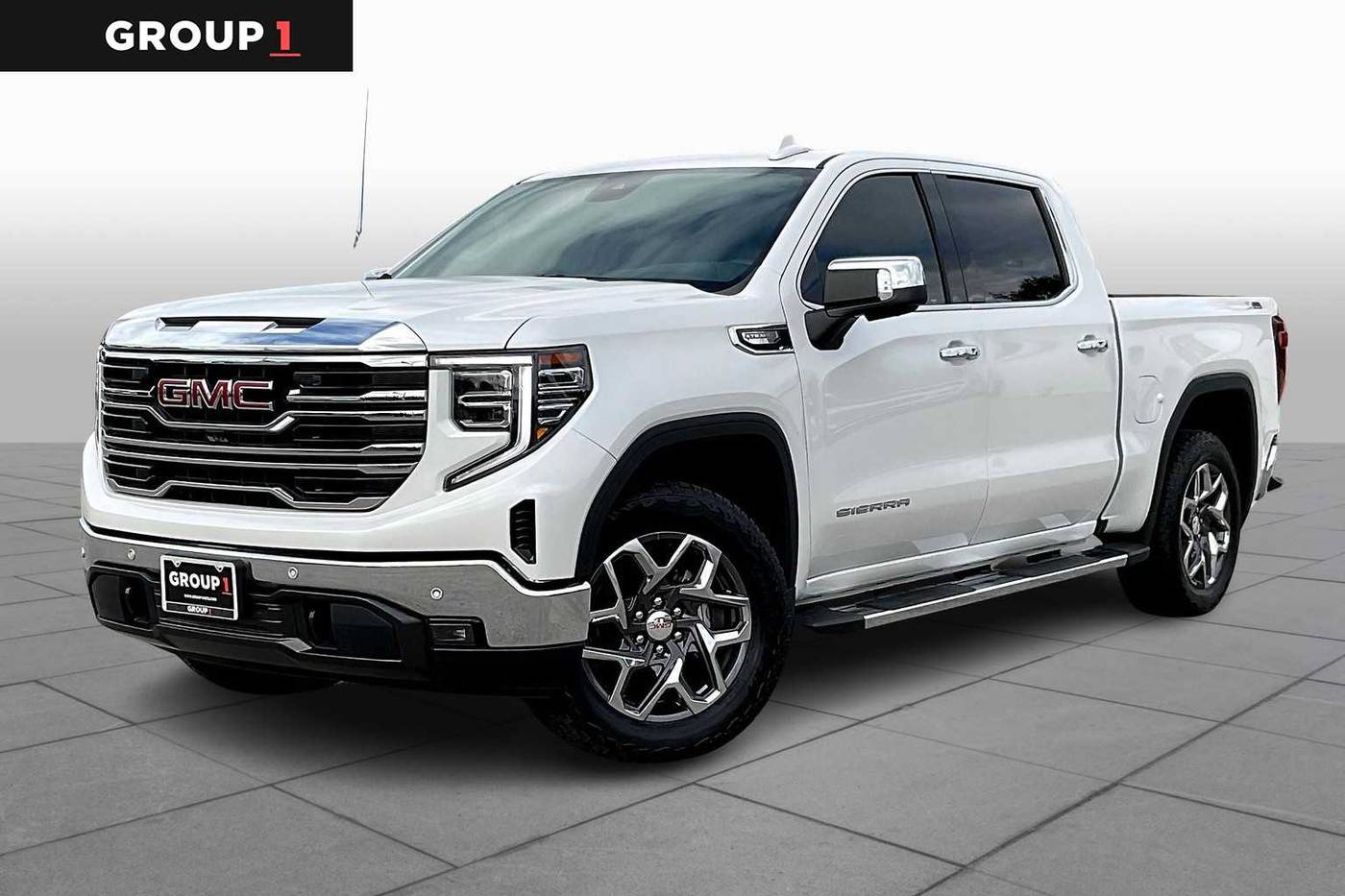 2025 GMC Sierra 1500 SLT — Pickup Truck — 2,034 mi — Houston, TX