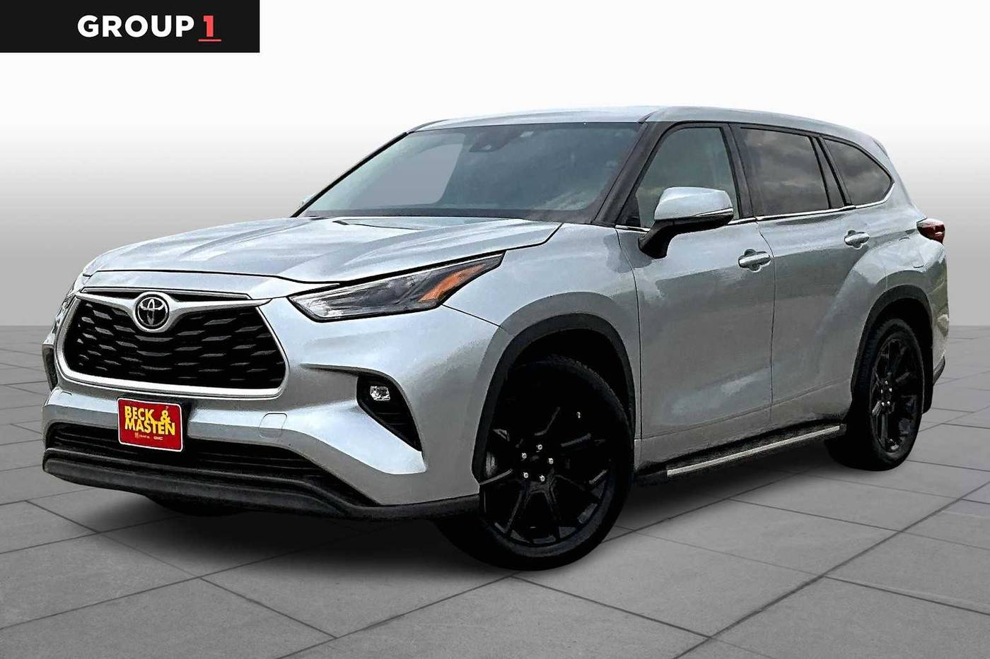 2022 Toyota Highlander LE — SUV — 30,010 mi — Houston, TX