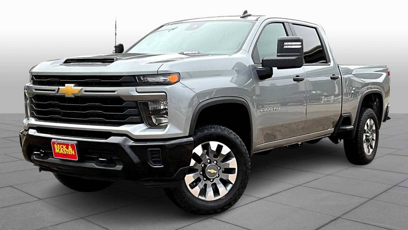 2024 Chevrolet Silverado 2500HD Custom — Pickup Truck — 11,742 mi — Tomball, TX
