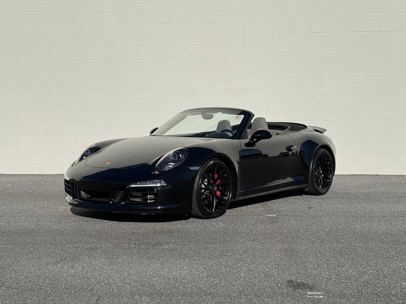 2016 Porsche 911 Carrera S — Convertible — 8,895 mi — Hickory, NC
