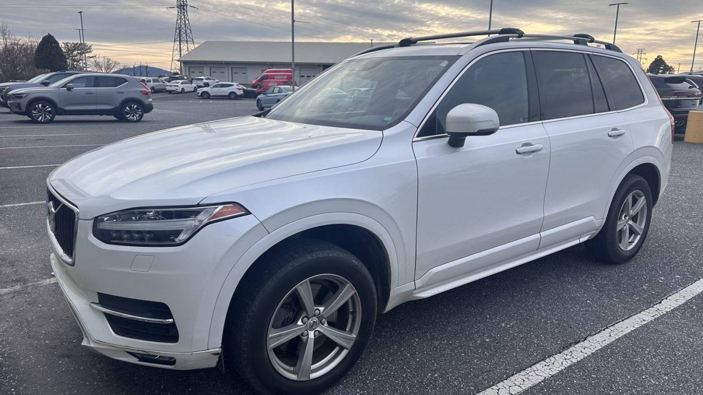 2016 Volvo XC90 T5 Momentum — SUV — 98,785 mi — Hickory, NC