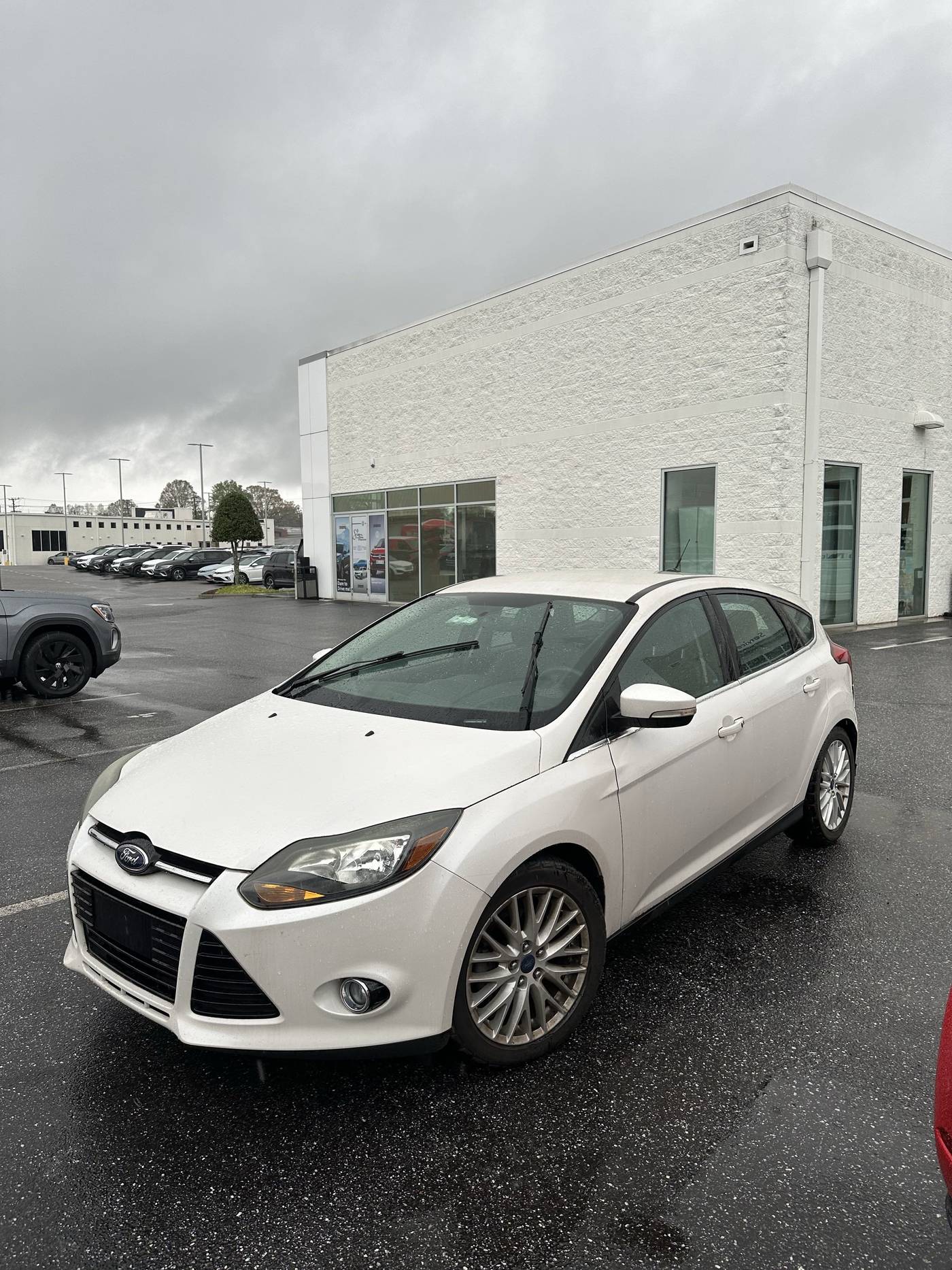 2014 Ford Focus Titanium — Hatchback — 62,500 mi — Hickory, NC