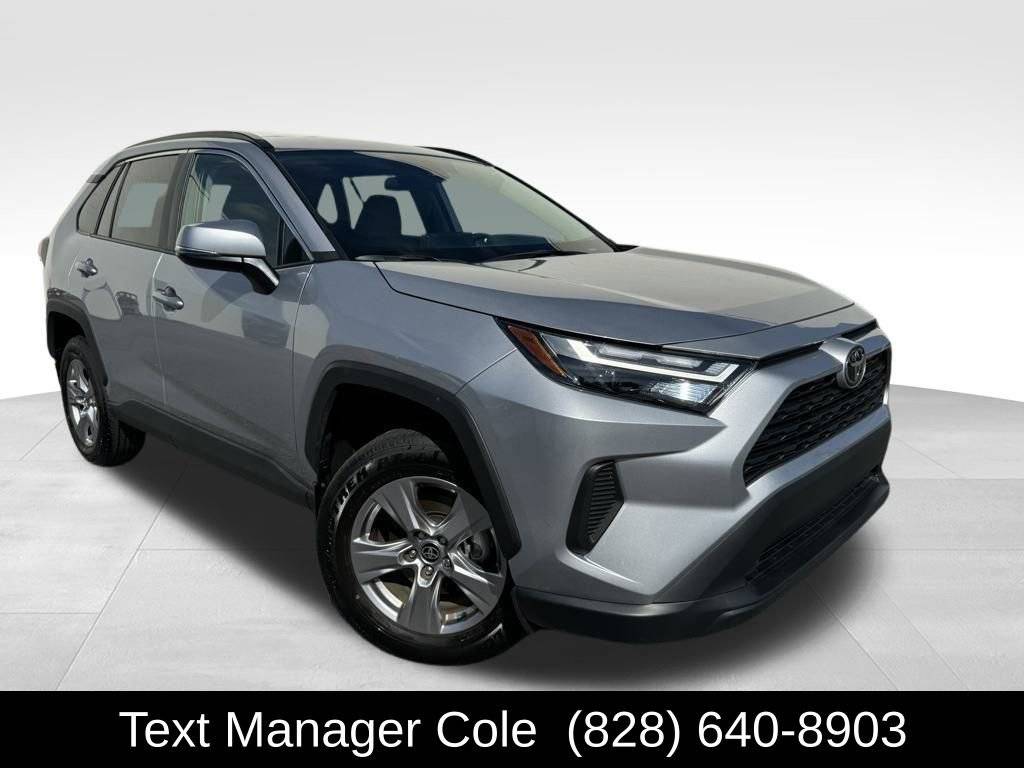 2025 Toyota RAV4 XLE — SUV — 2,828 mi — Hickory, NC