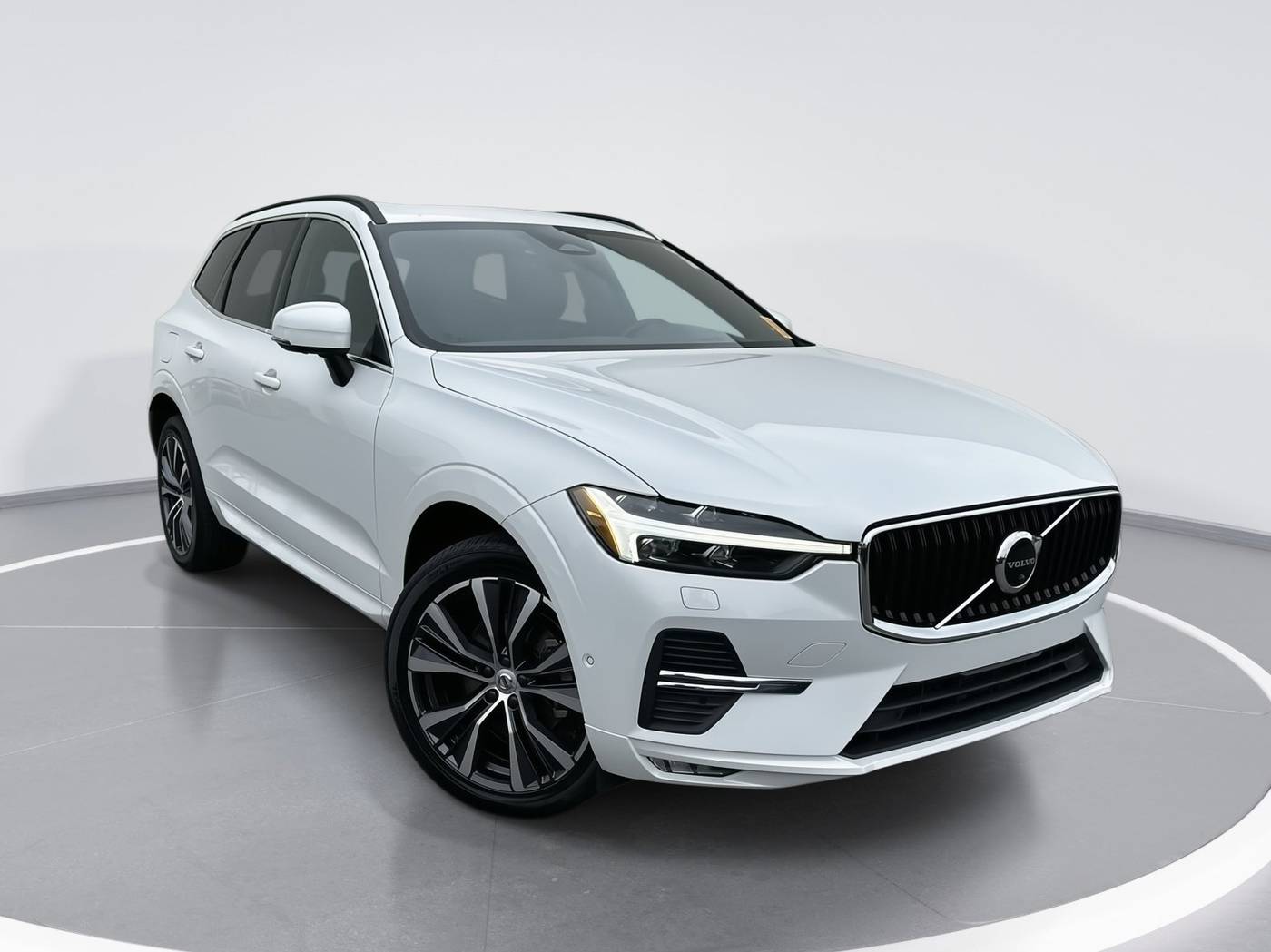 2022 Volvo XC60 Momentum — SUV — 30,062 mi — Hickory, NC