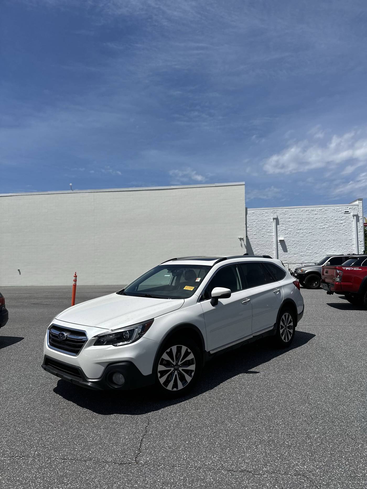 2018 Subaru Outback 3.6R Touring — SUV — 48,310 mi — Hickory, NC
