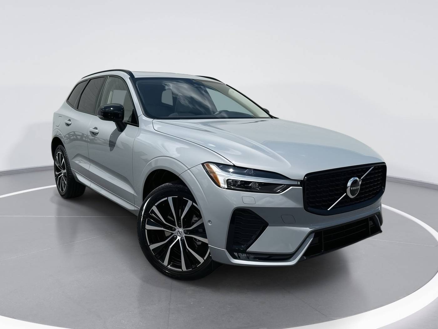 2025 Volvo XC60 Plus — SUV — 287 mi — Hickory, NC