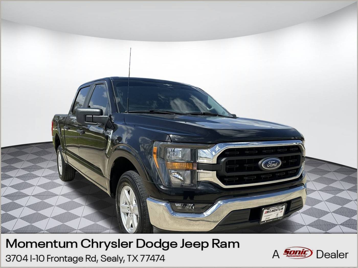 2023 Ford F-150 XL — Pickup Truck — 61,995 mi — Sealy, TX