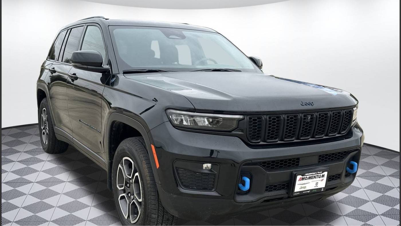 2022 Jeep Grand Cherokee Trailhawk 4xe — SUV — 52,671 mi — Sealy, TX
