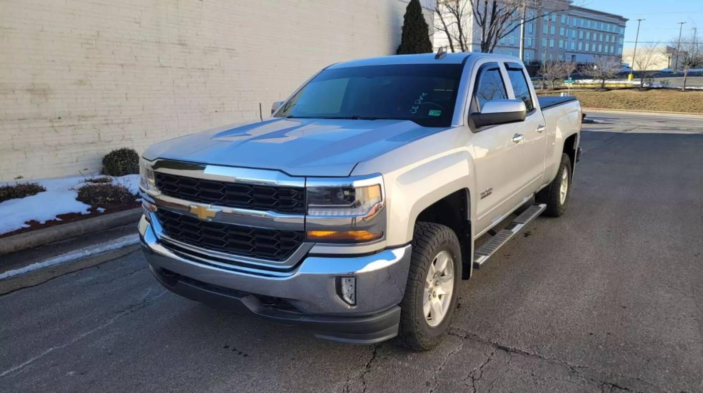 2018 Chevrolet Silverado 1500 LT — Pickup Truck — 98,950 mi — Manassas, VA