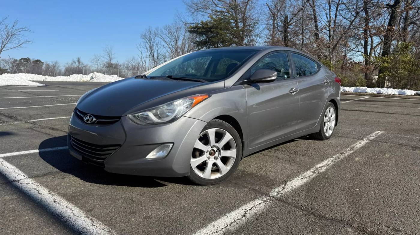 2013 Hyundai Elantra Limited — Sedan — 180,900 mi — Manassas, VA