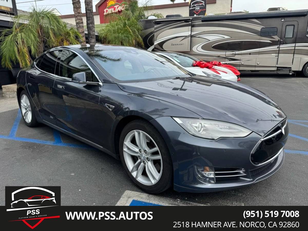2015 Tesla Model S 85 — Hatchback — 121,767 mi — Norco, CA